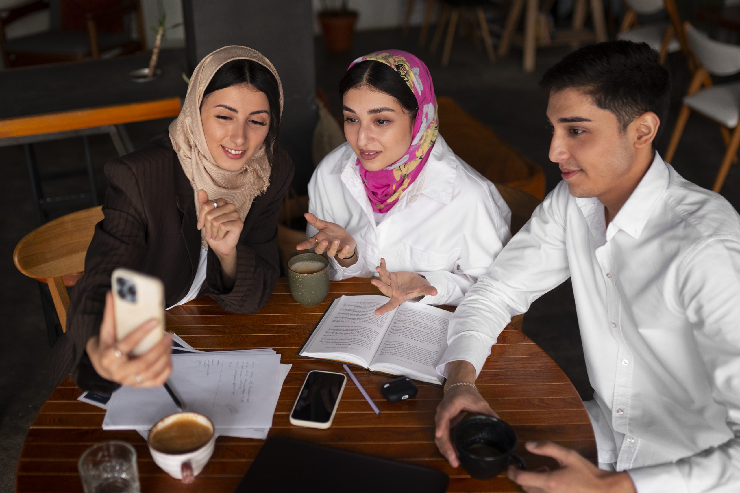 مقایسه کار یا سرمایه‌گذاری در تاجیکستان